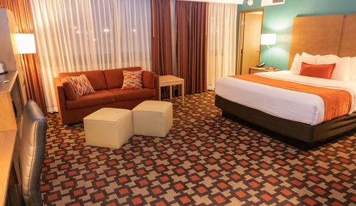 Studio Suite, 1 King Bed with Sofa bed, Non Smoking