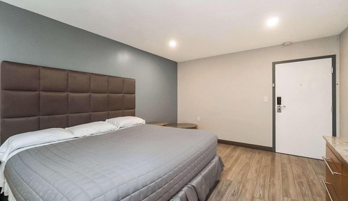 Room, 1 King Bed, Accessible, Non Smoking