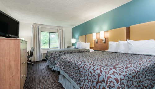 Room, 2 Queen Beds, Non Smoking