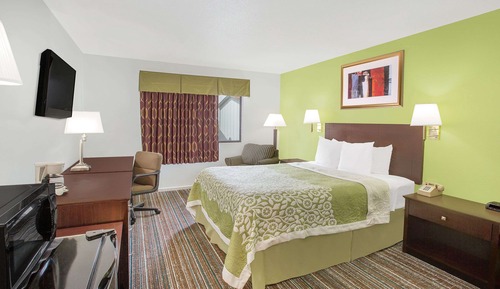 Room, 1 Queen Bed, Accessible, Non Smoking (Mobility)