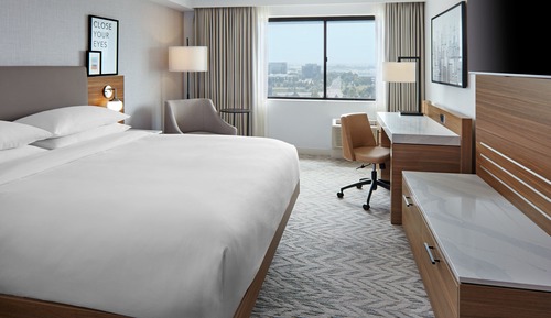 Standard Room, 1 King Bed, Non Smoking