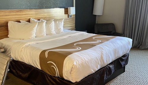 Standard Room, 1 King Bed, Non Smoking