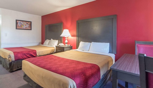 Standard Room, 2 Queen Beds, Non Smoking