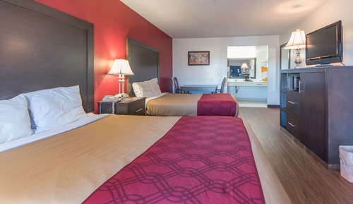 Standard Room, Smoking
