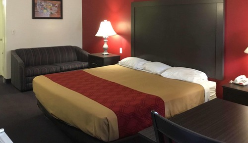 Standard Room, 1 King Bed, Non Smoking