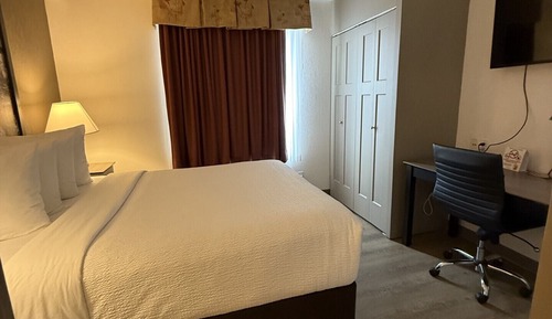 Suite, 1 Bedroom, Non Smoking (1 Queen Bed)