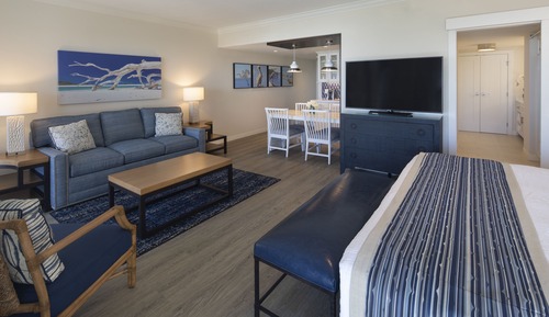 Studio Suite, 1 King Bed with Sofa bed, Mobility Accessible, Lagoon View