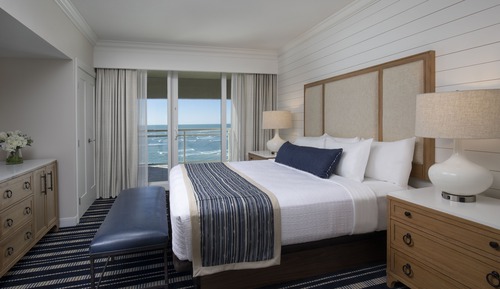 Spacious Two Bedroom King/Two Queens Suite - Beach View