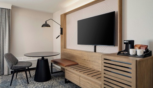 Premium Room, 1 King Bed with Sofa bed