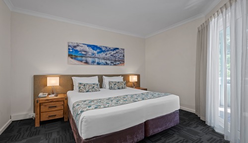 Three Bedroom Apartment 