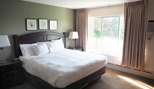 Standard Room, 1 King Bed