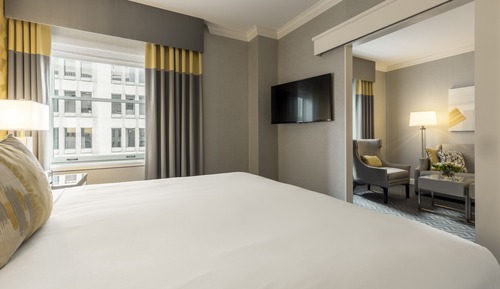 Suite, 1 King Bed, Non Smoking, Bay View (1 Bedroom)