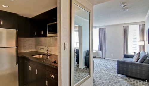Deluxe Suite, 1 King Bed