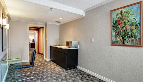 Premium Suite, 1 King Bed