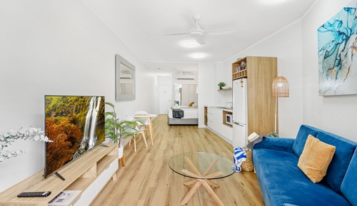 Deluxe Ocean View Studio Apartment