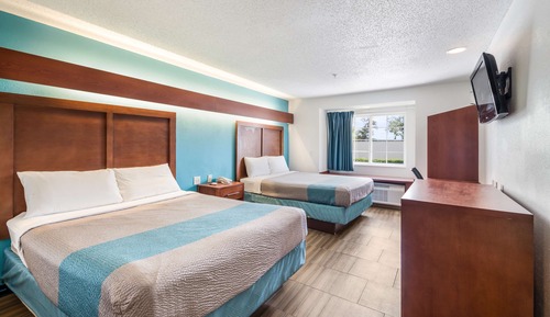 Room, 2 Queen Beds, Non Smoking