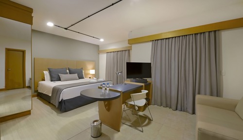 Suíte Super Luxo N Conjuga S Banheira