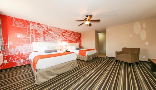 Business Room, 2 Queen Beds, Non Smoking (Second Floor)