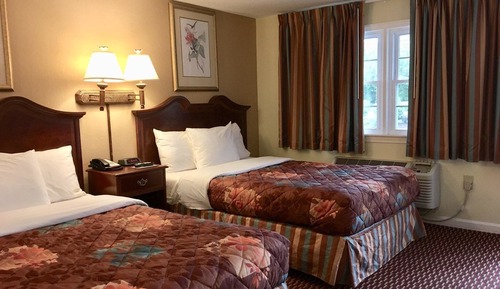 Standard Double Room, 2 Double Beds, Non-Smoking