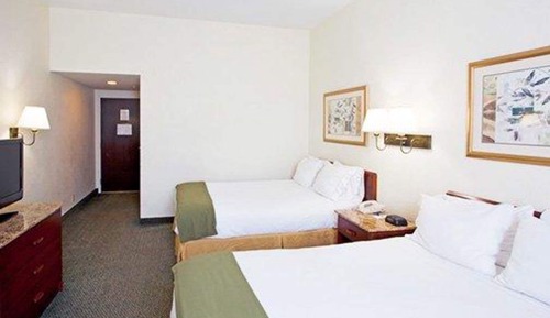 Standard Room, 2 Double Beds, Non Smoking