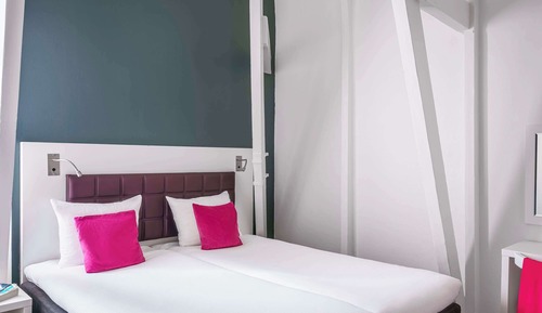 Twin Room, 2 Twin Beds (Attic limited lift access)