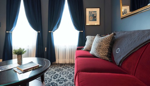 Superior Room (King with Sofa Bed)