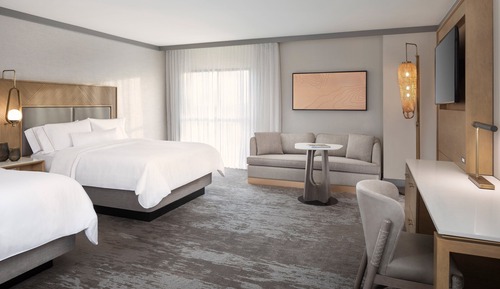 Junior Suite, 1 King Bed, Non Smoking, Resort View
