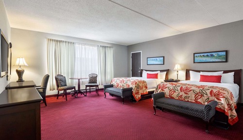 Studio Suite, 2 Queen Beds, Non Smoking (Stair Access Only)