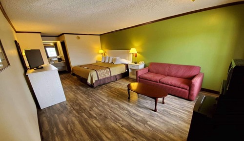 Business Room, 1 King Bed, Smoking