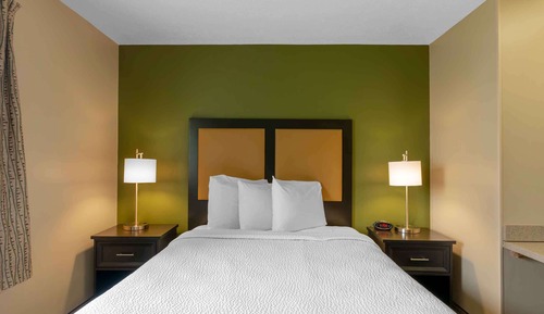 Studio, 1 Queen Bed, Non Smoking