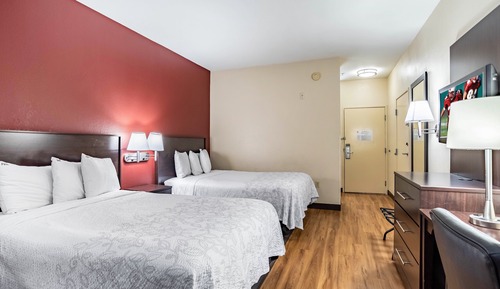 Standard Room, 2 Double Beds, Accessible (Roll-In Shower, Smoke Free)