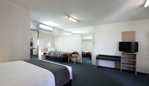 Room, Multiple Beds, Non Smoking