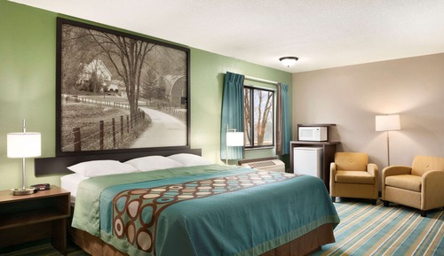 Standard Room, 1 Queen Bed, Accessible