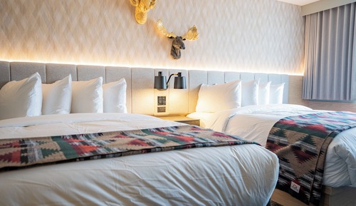 Double Queen Room (No Pets)