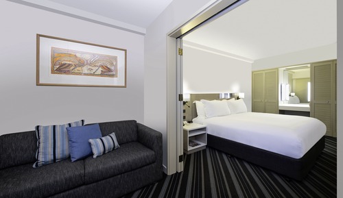 1 Bedroom Suite, 1 King Bed