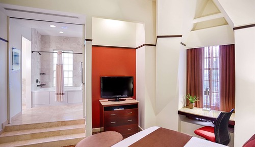 Suite, 1 King Bed, Refrigerator, City View (The Duke Suite)