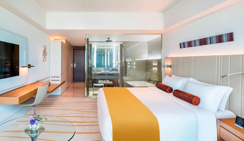 Deluxe Room, 1 King Bed, Non Smoking