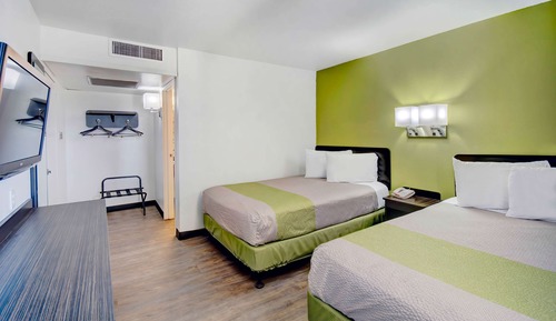 Deluxe Room, 2 Double Beds, Non Smoking, Refrigerator & Microwave