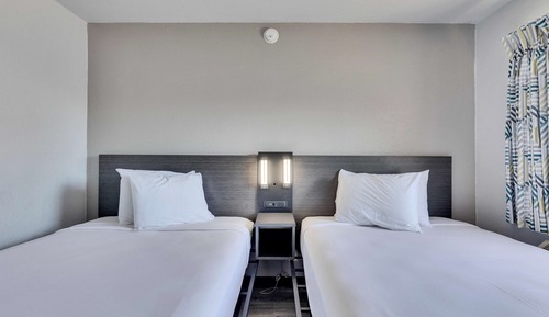 Standard Room, 2 Double Beds, Non Smoking