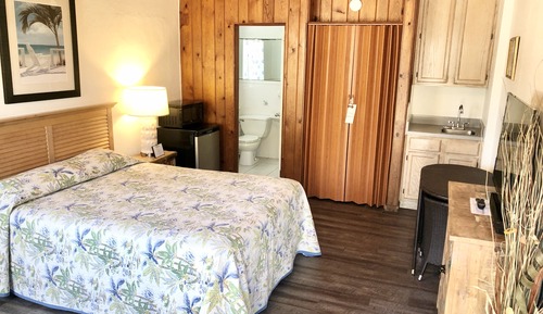 Economy Room