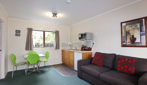 Standard Suite, 1 Bedroom, Non Smoking, Kitchenette (Unit)