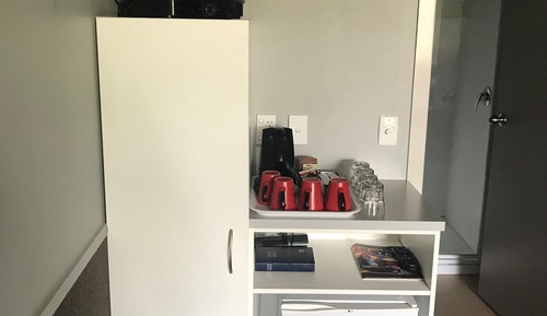 Standard Room, Non Smoking, Shared Bathroom (Twin-Single)