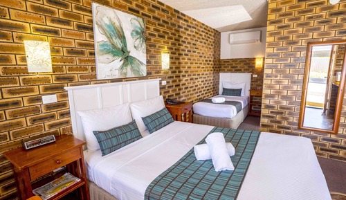 Standard Twin Room (2 beds)
