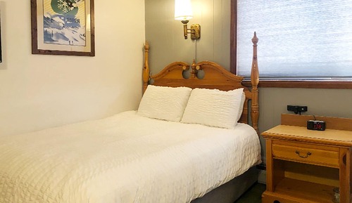 Low Floor Room