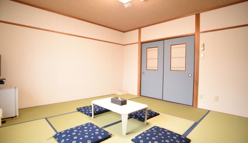 Japanese Style, 6-8 tatami, no Shower