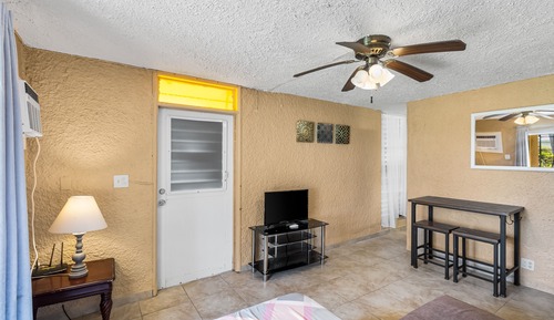 Condo, 1 Bedroom