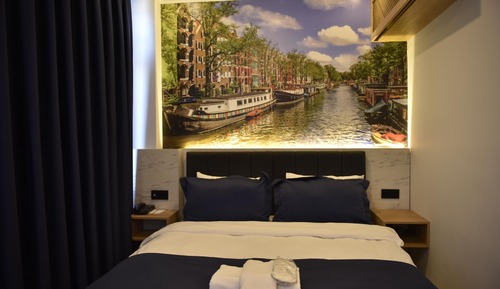 STANDARD SEA VIEW ROOM