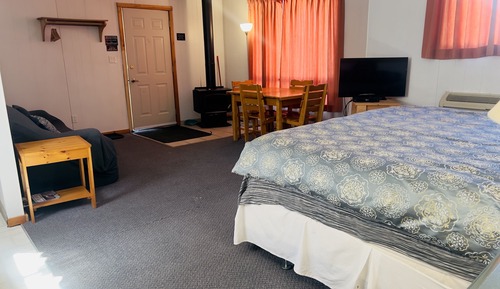 Studio Suite, 1 King Bed, Fireplace