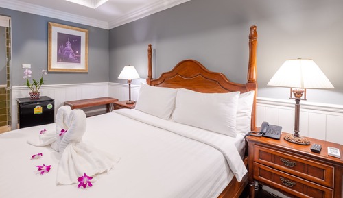 Deluxe Room (No Window)