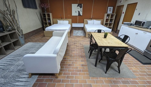 Family Studio, 2 Queen Beds, Kitchen
